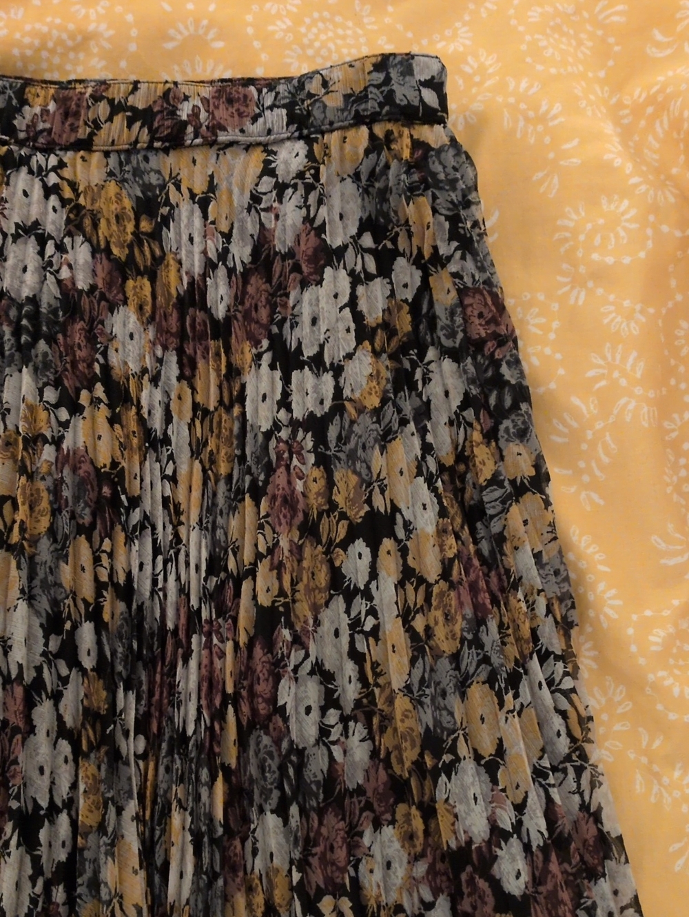 Abercrombie & Fitch Floral Pleated Skirt in Black, Mustard, and Mauve